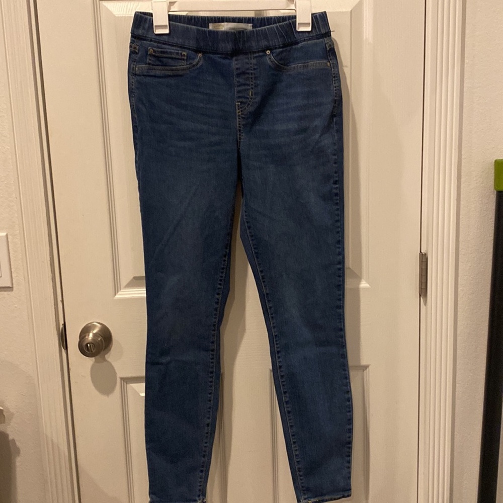 10L Levi Signature pull on skinny totally shaping stretch jeans